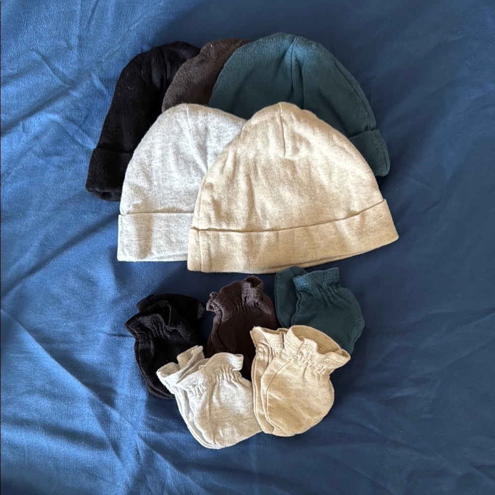 Cozy Kids Beanie and Mittens Set - Cream, Blue, Light Gray, Black, Dark Gray